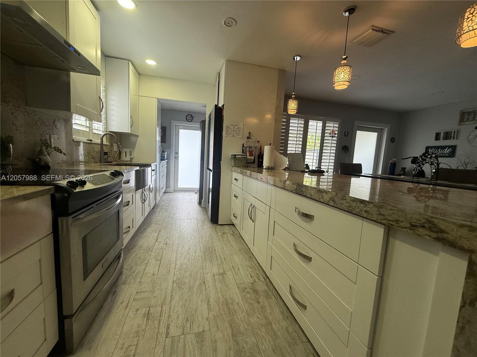 701 SW 4th Court, Hallandale Beach, FL 33009 photo 12