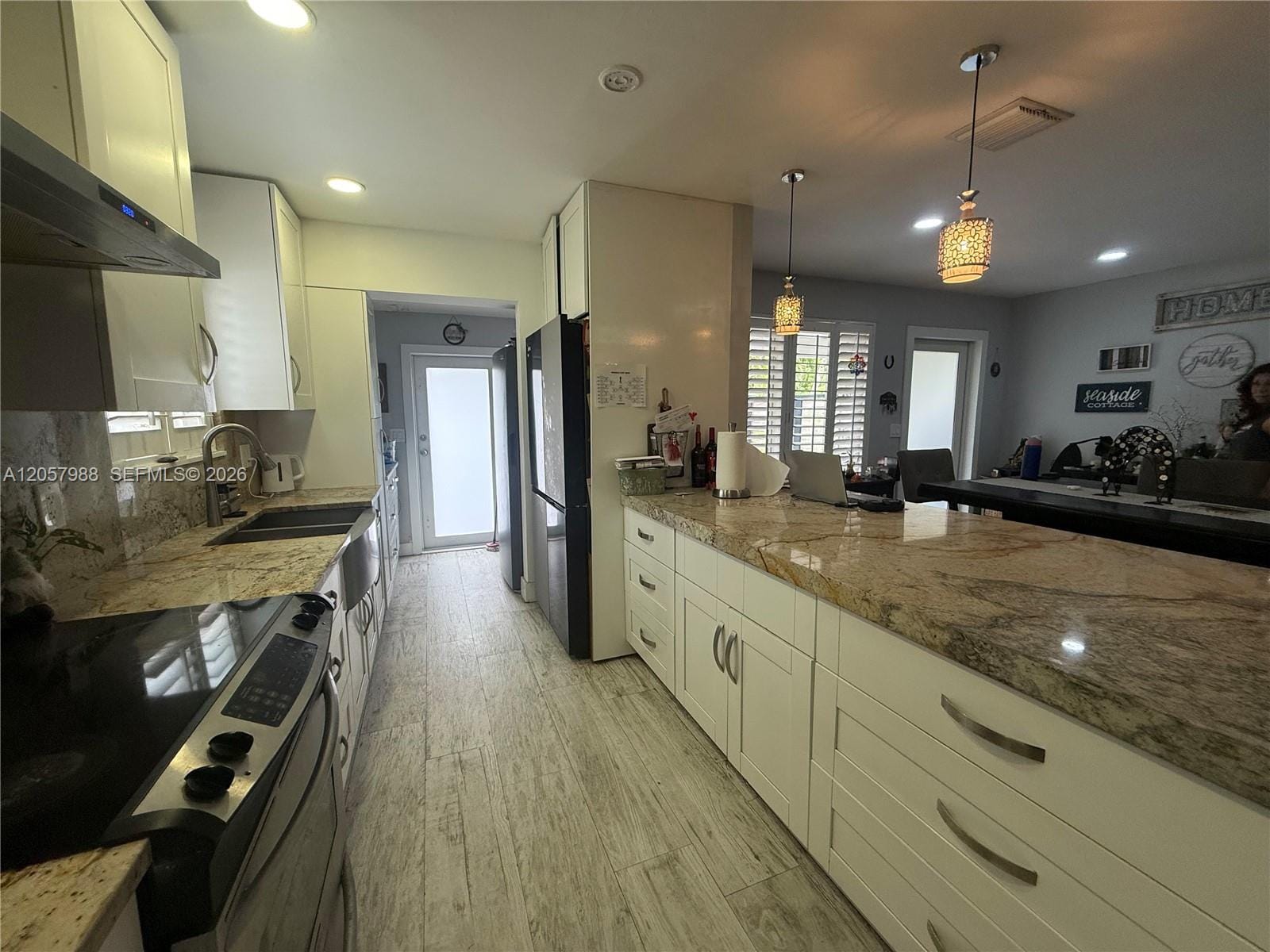701 SW 4th Court, Hallandale Beach, FL 33009 photo 22