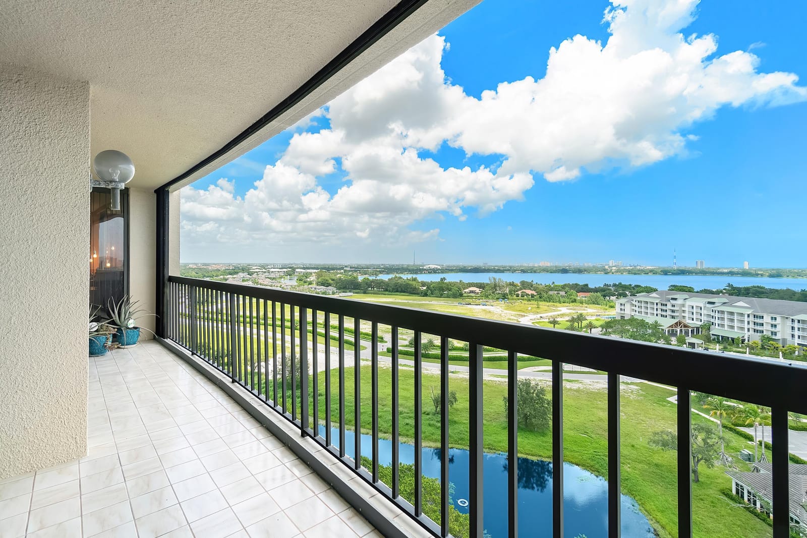 2450 PRESIDENTIAL Way 1606, West Palm Beach, FL 33401 photo 24