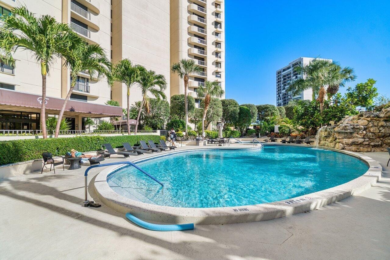 2450 PRESIDENTIAL Way 1606, West Palm Beach, FL 33401 photo 29