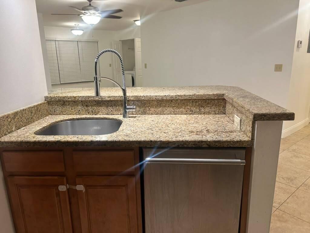 3370 N PINEWALK Drive N 1217, Margate, FL 33063 photo 21