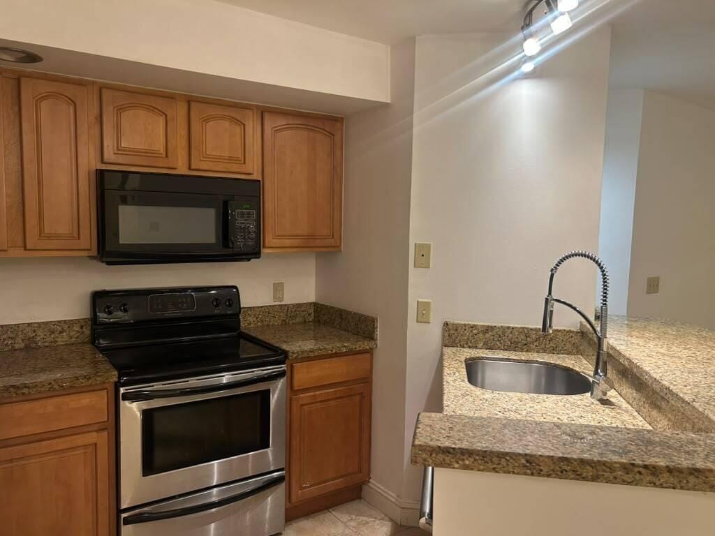 3370 N PINEWALK Drive N 1217, Margate, FL 33063 photo 23