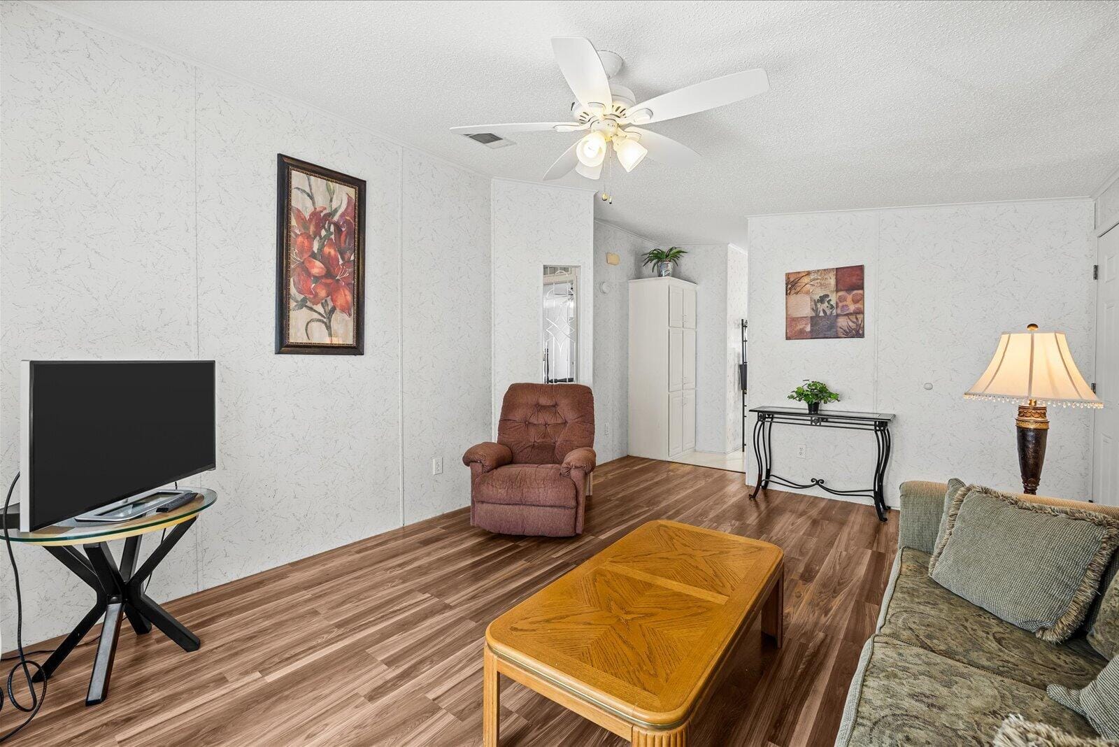 3712 Crabapple Drive — photo 8