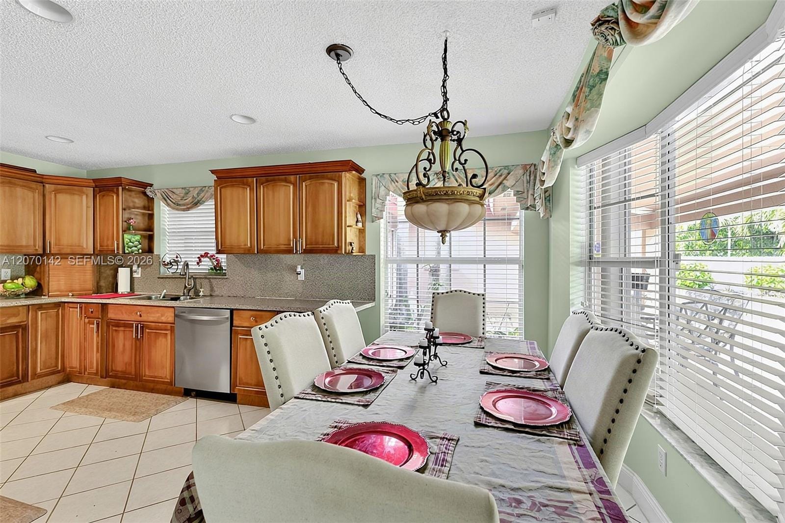 15735 SW 153rd Avenue, Miami, FL 33187 photo 9