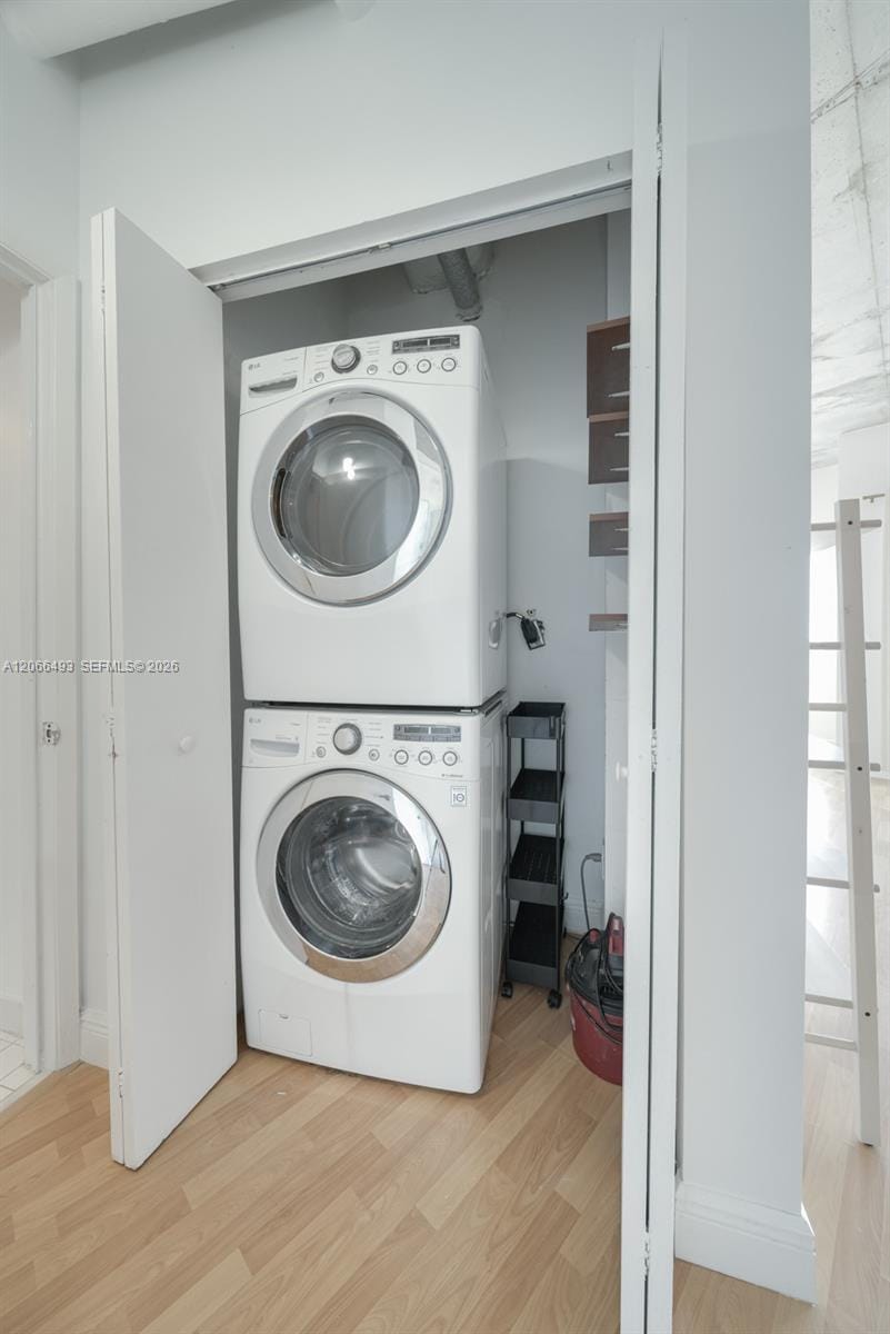 10 S River Drive 1406 — photo 11
