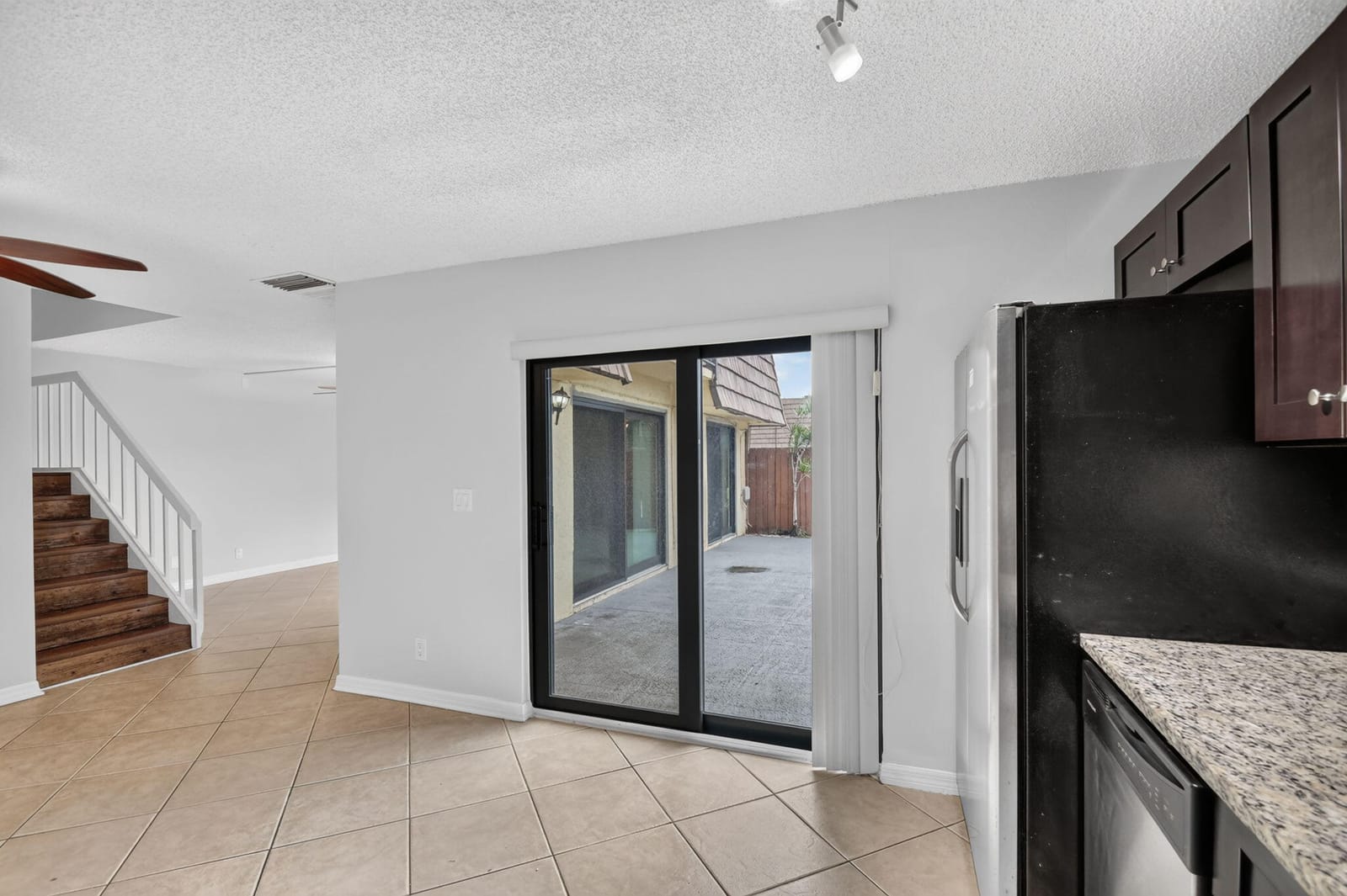 744 SPRINGDALE Circle, Palm Springs, FL 33461 photo 14