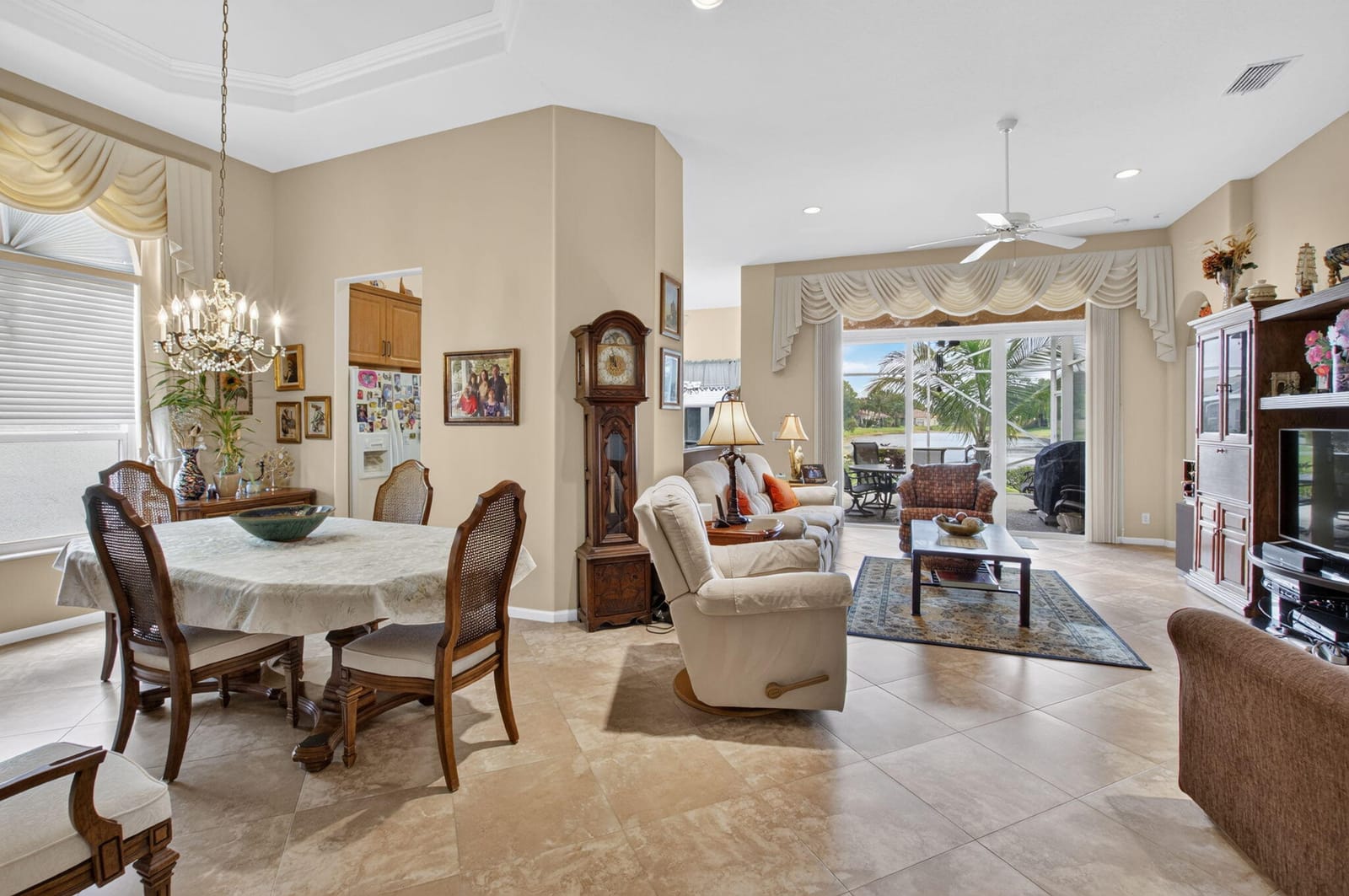 7276 DEMEDICI Circle — photo 11