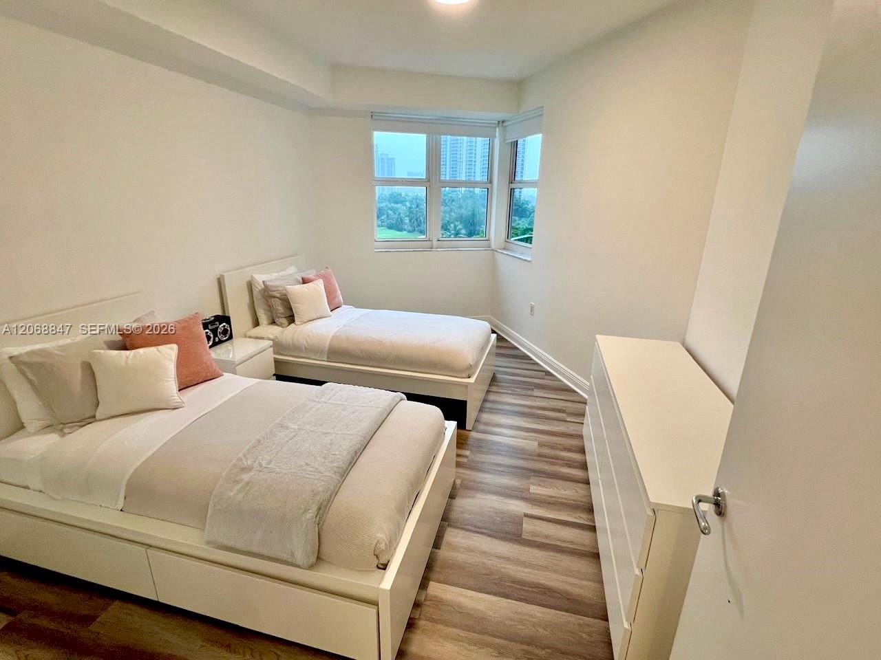 20000 E Country Club Drive 612, Aventura, FL 33180 photo 13