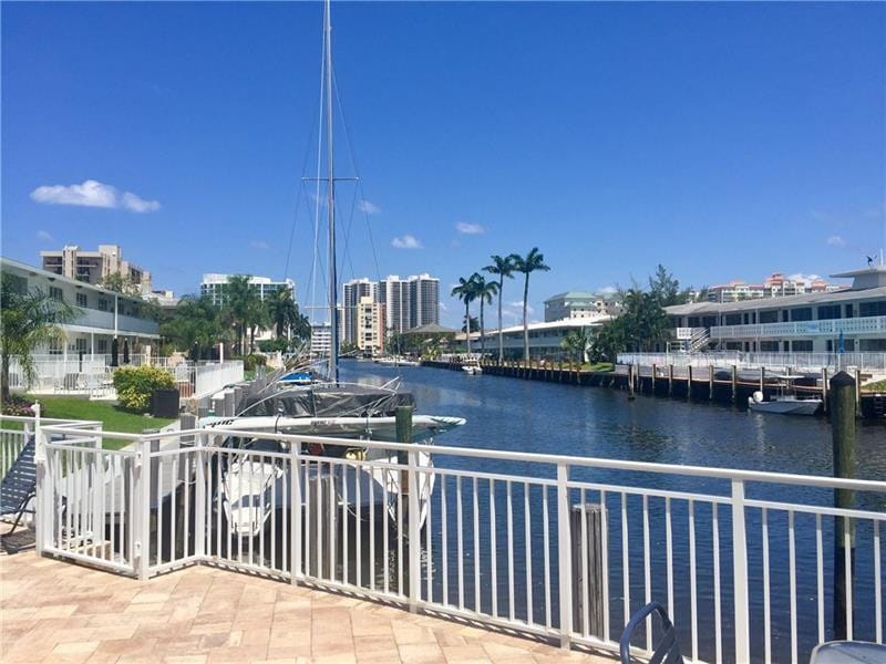 3220 Bayview Drive NE 102, Fort Lauderdale, FL 33306 photo 12