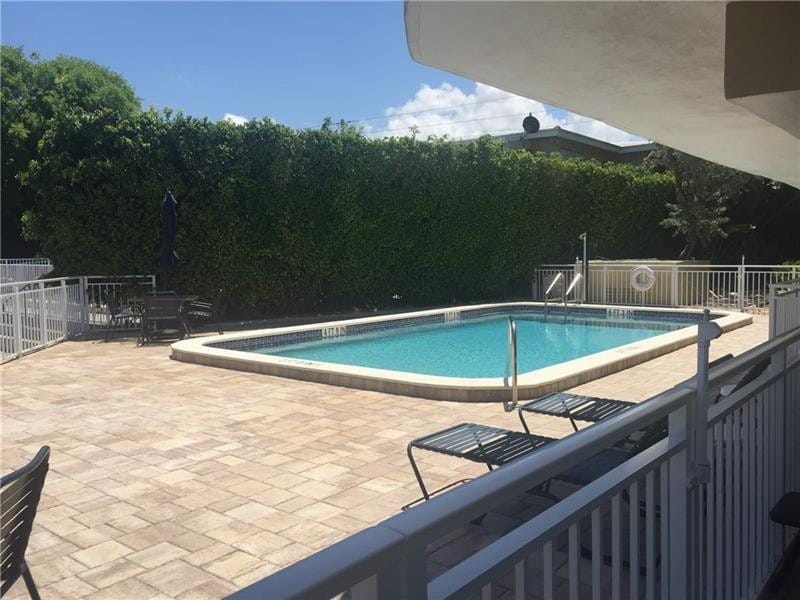 3220 Bayview Drive NE 102, Fort Lauderdale, FL 33306 photo 13