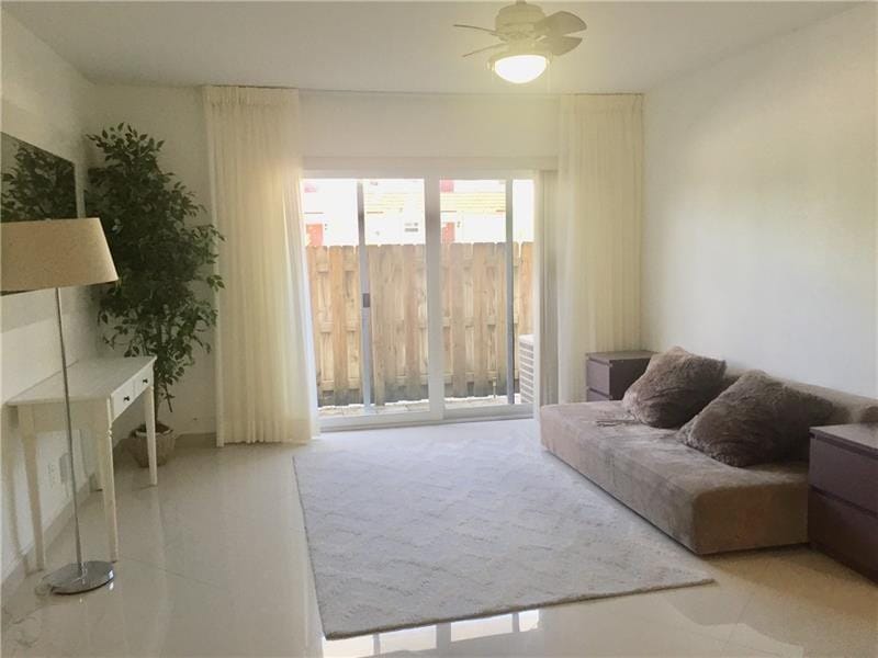 3220 Bayview Drive NE 102, Fort Lauderdale, FL 33306 photo 17