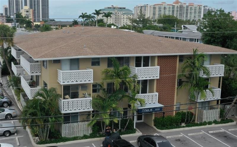 3220 Bayview Drive NE 102, Fort Lauderdale, FL 33306 photo 26