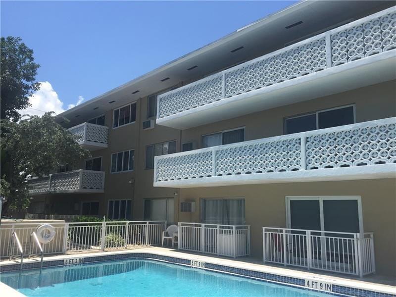 3220 Bayview Drive NE 102, Fort Lauderdale, FL 33306 photo 10