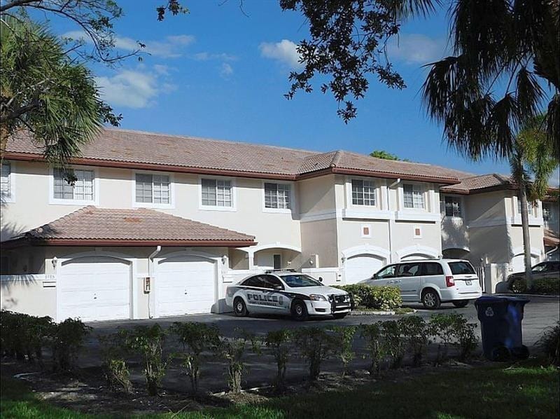 8985 NW 38TH Drive, Coral Springs, FL 33065 photo 1