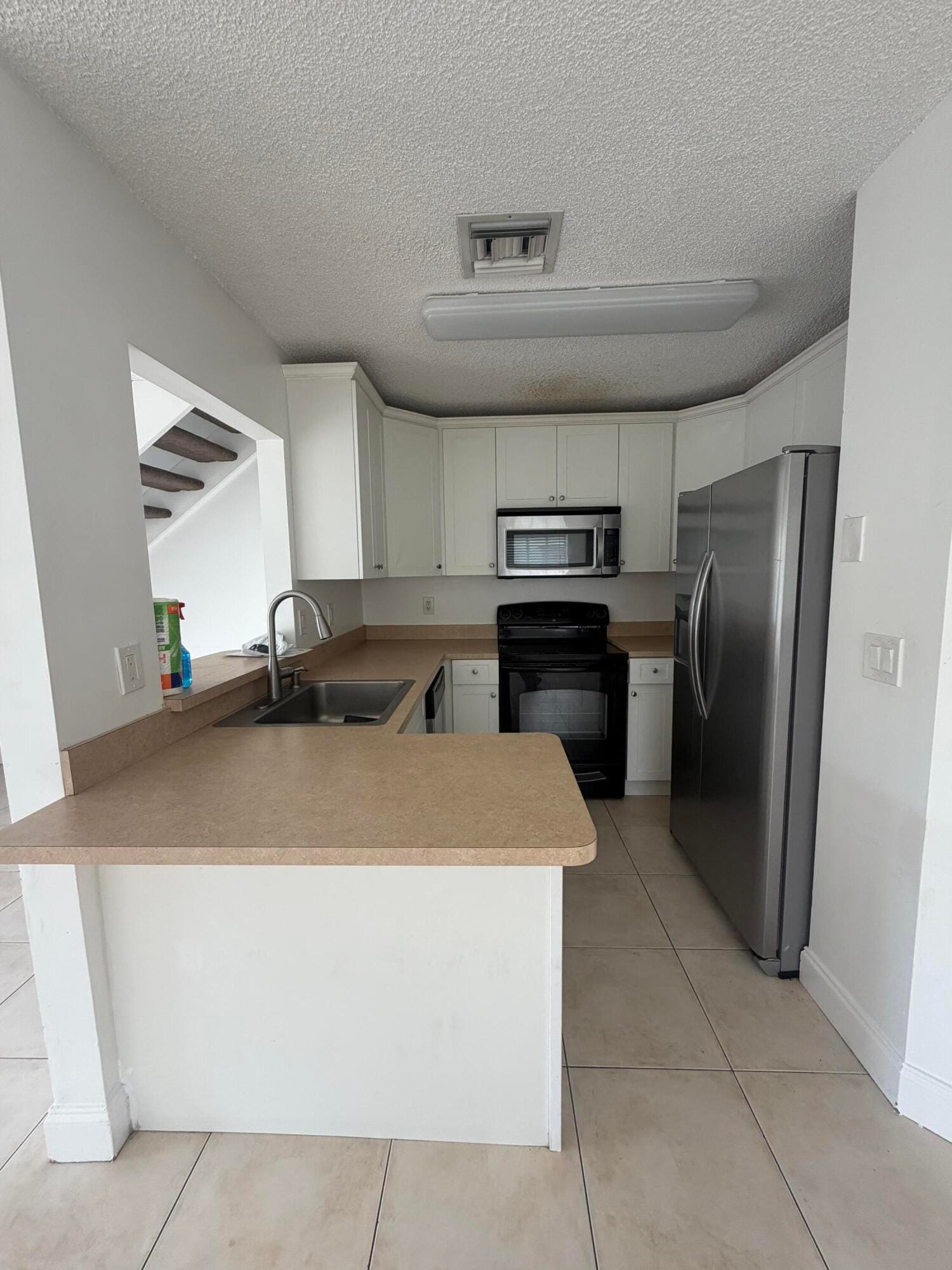 8985 NW 38TH Drive, Coral Springs, FL 33065 photo 12