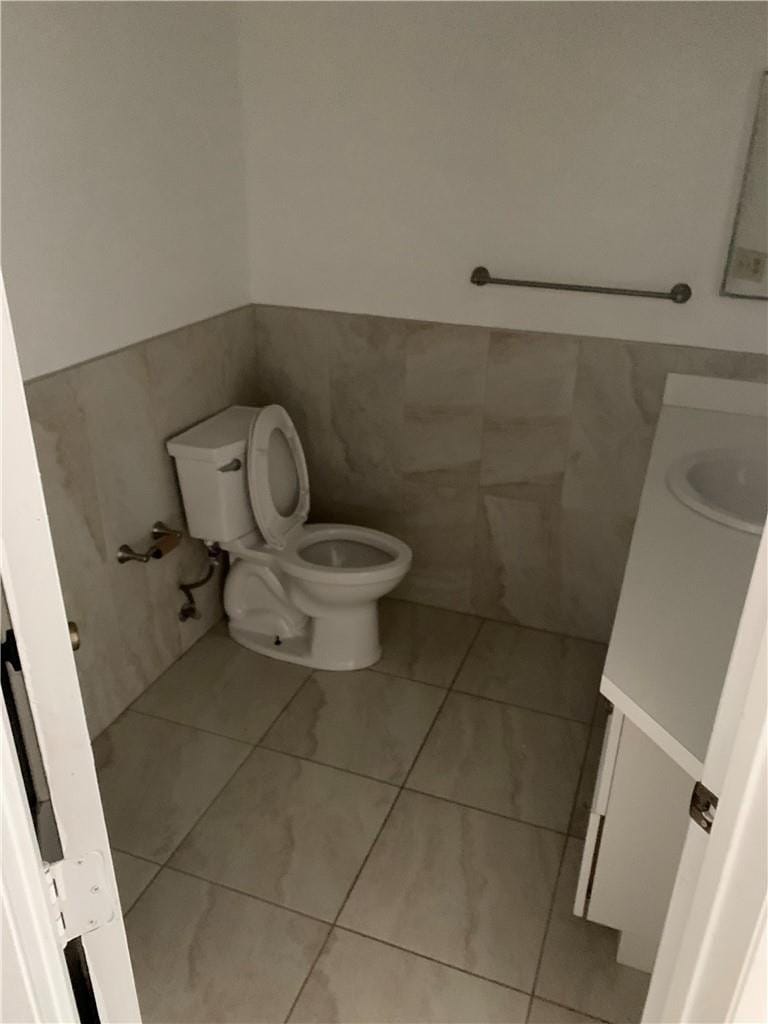 8985 NW 38TH Drive, Coral Springs, FL 33065 photo 4