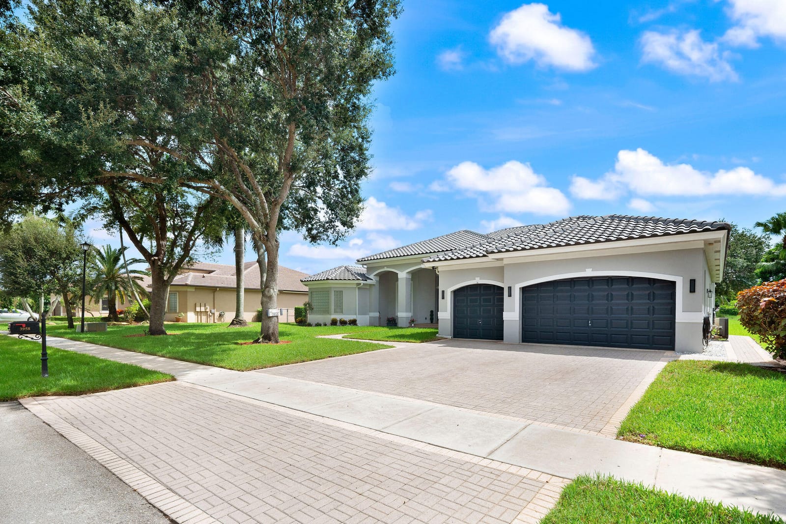 3958 SW 140TH Avenue — photo 3
