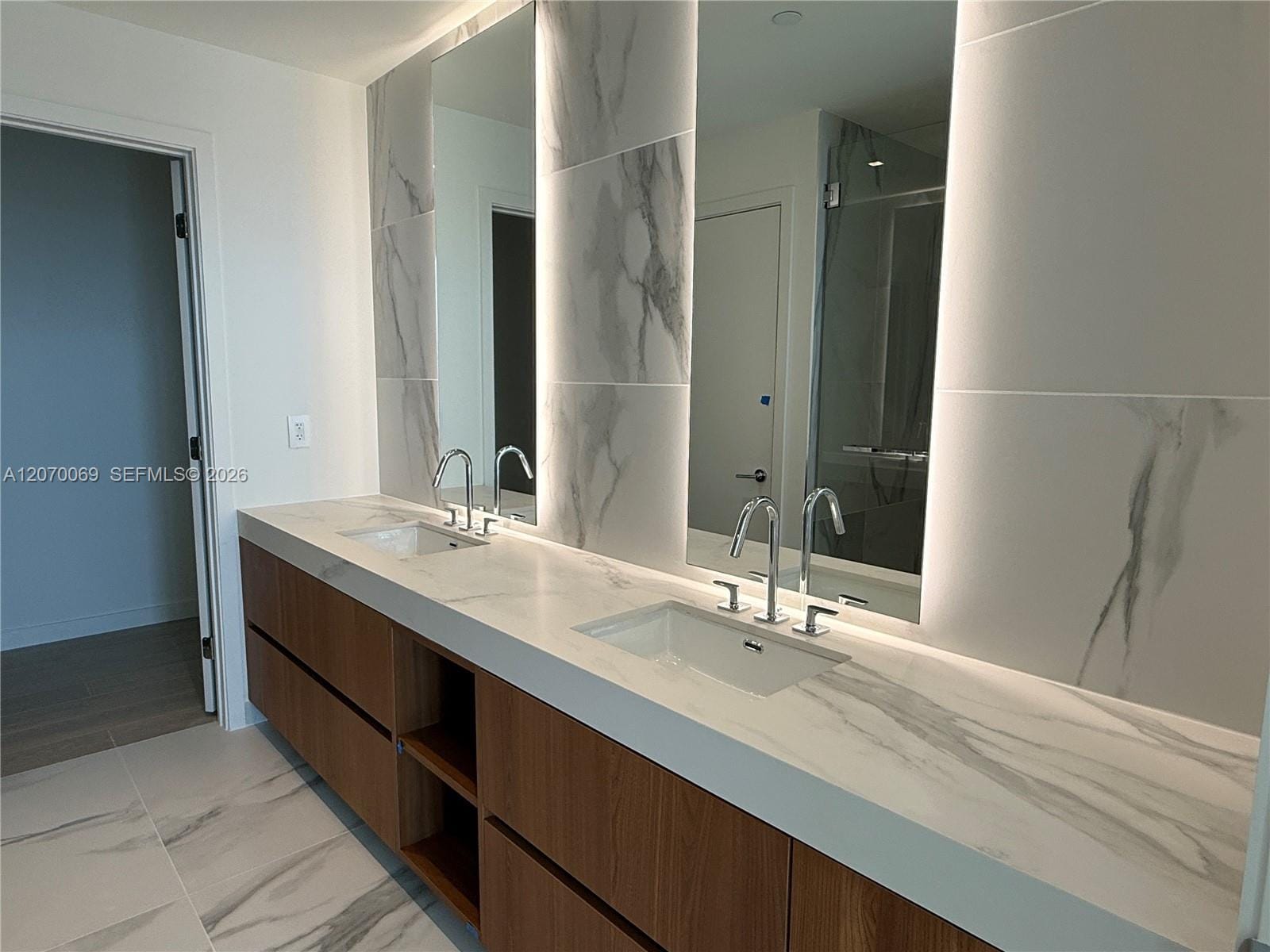 1400 Biscayne Boulevard 3506, Miami, FL 33132 photo 16