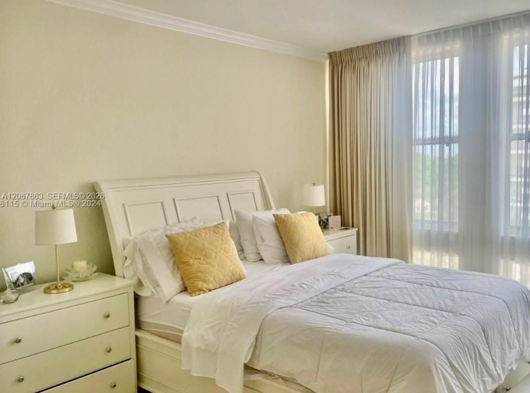 700 Biltmore Way 818 — photo 2