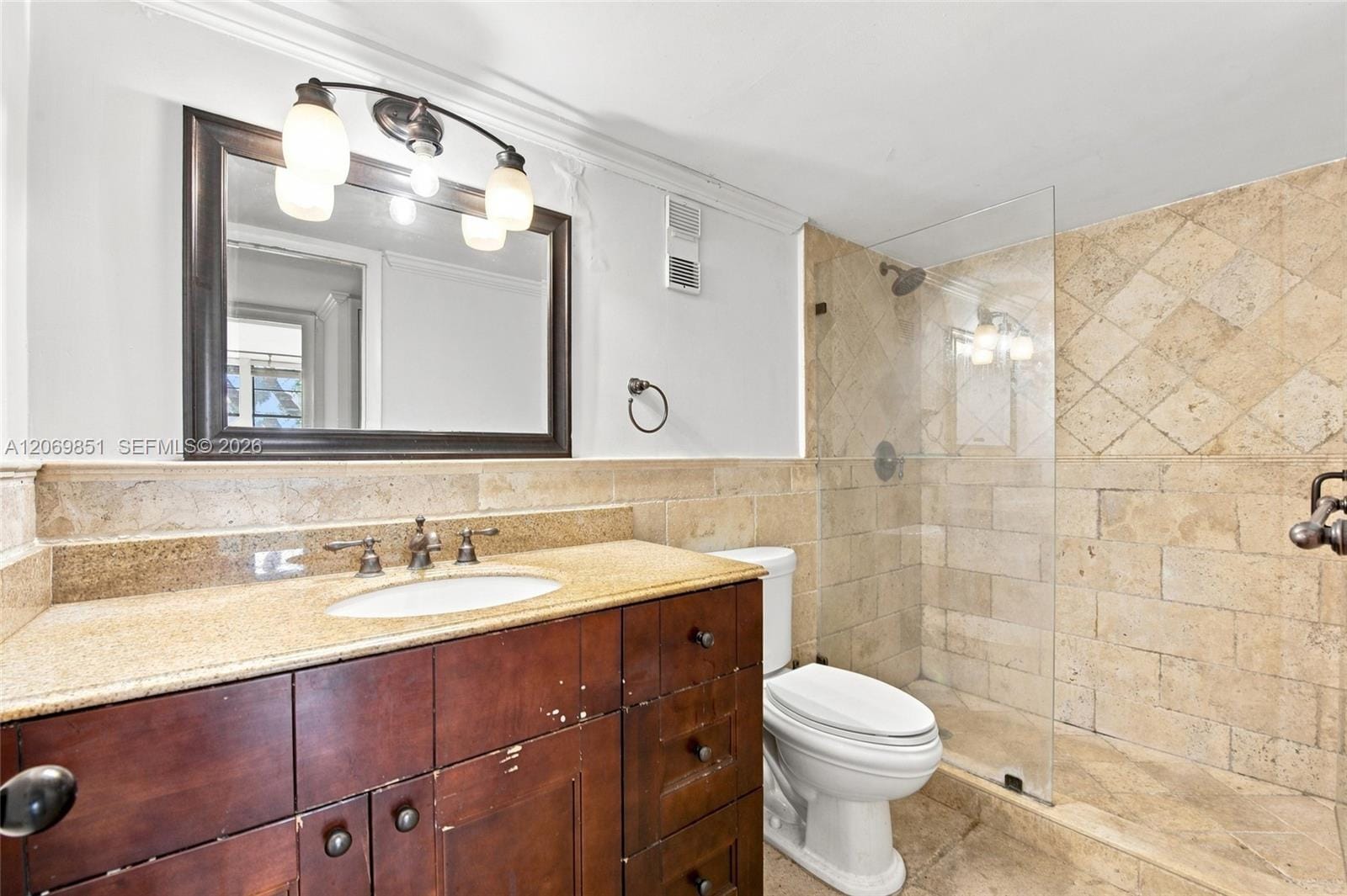 661 NE 195th Street 104, Miami, FL 33179 photo 20