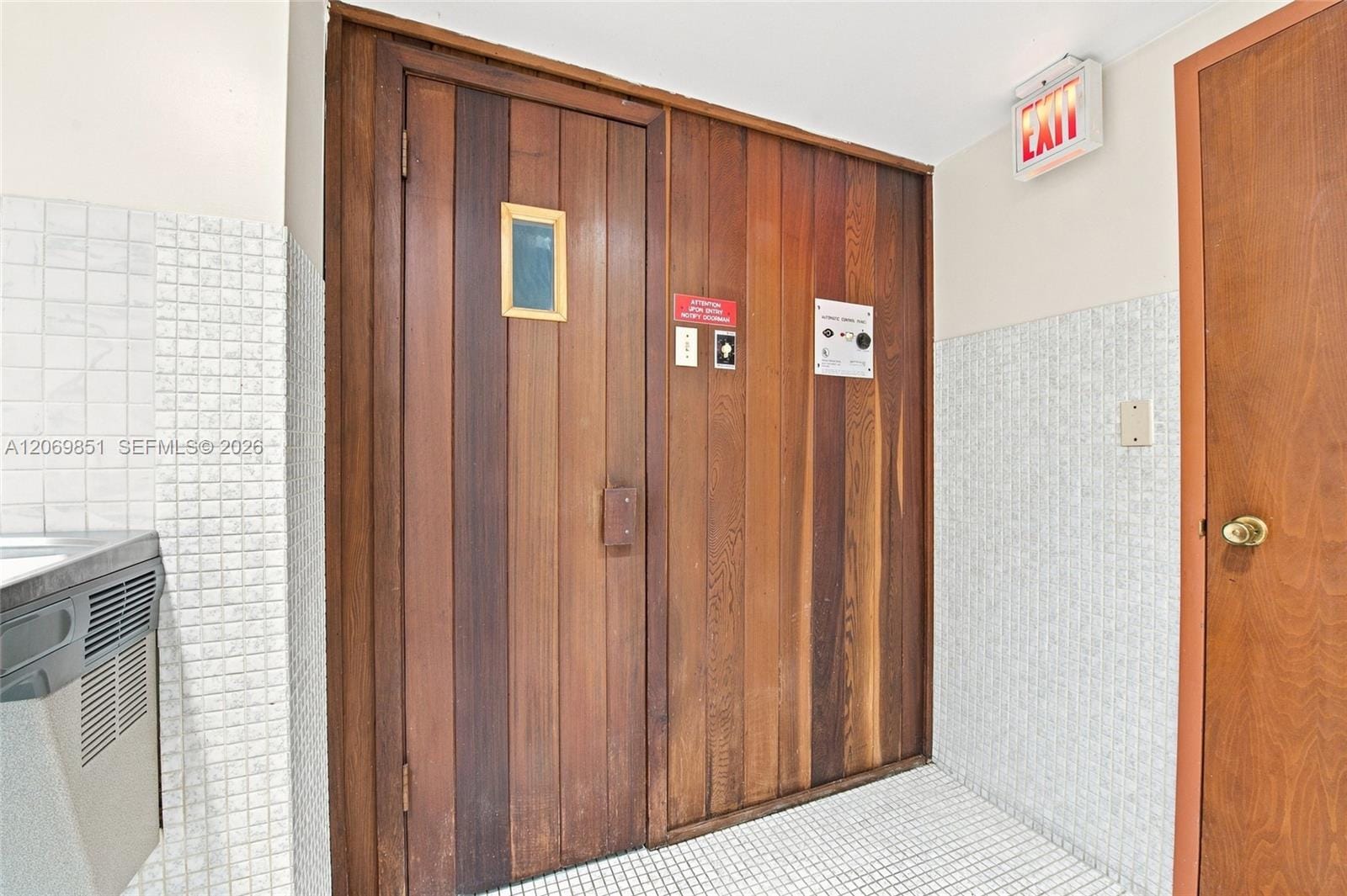 661 NE 195th Street 104, Miami, FL 33179 photo 24