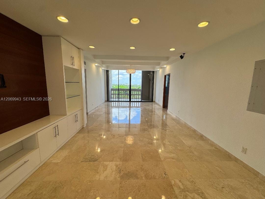 90 Edgewater Drive PH15 — photo 3