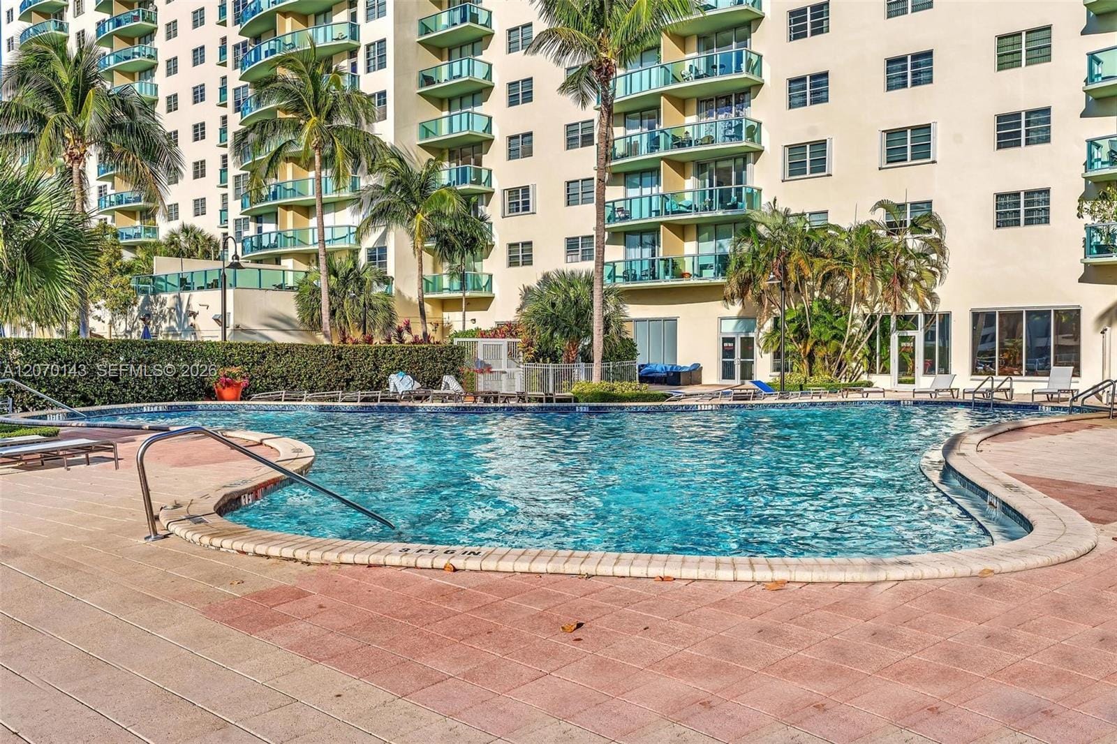19390 Collins Avenue 908, Sunny Isles Beach, FL 33160 photo 21