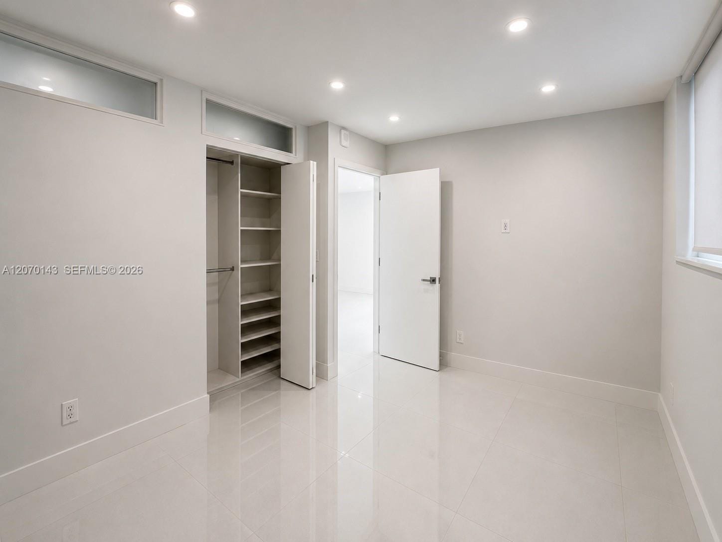 19390 Collins Avenue 908, Sunny Isles Beach, FL 33160 photo 8
