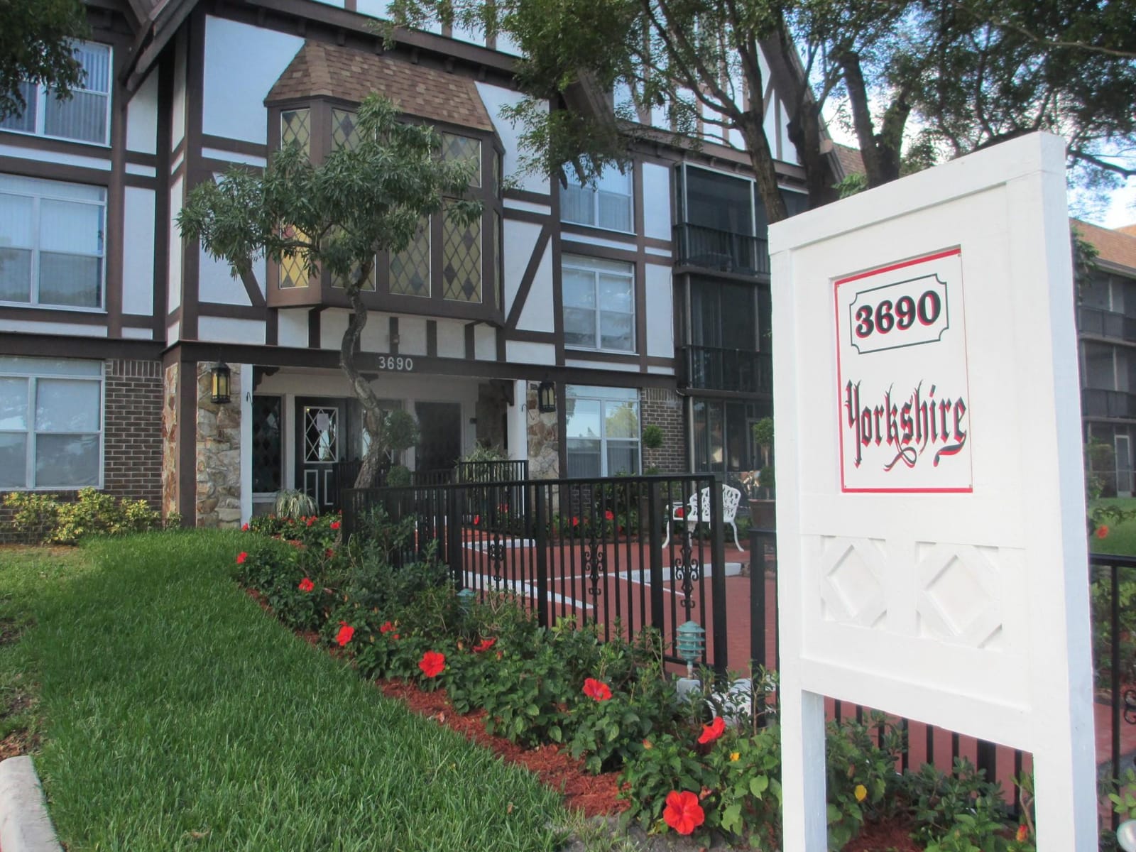 3690 Inverrary Drive 2c, Lauderhill, FL 33319