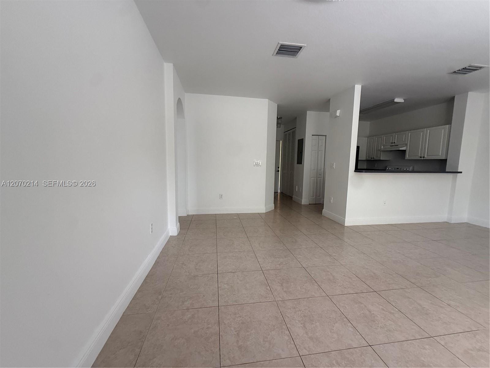 3360 NE 14th Drive 210-30 — photo 6