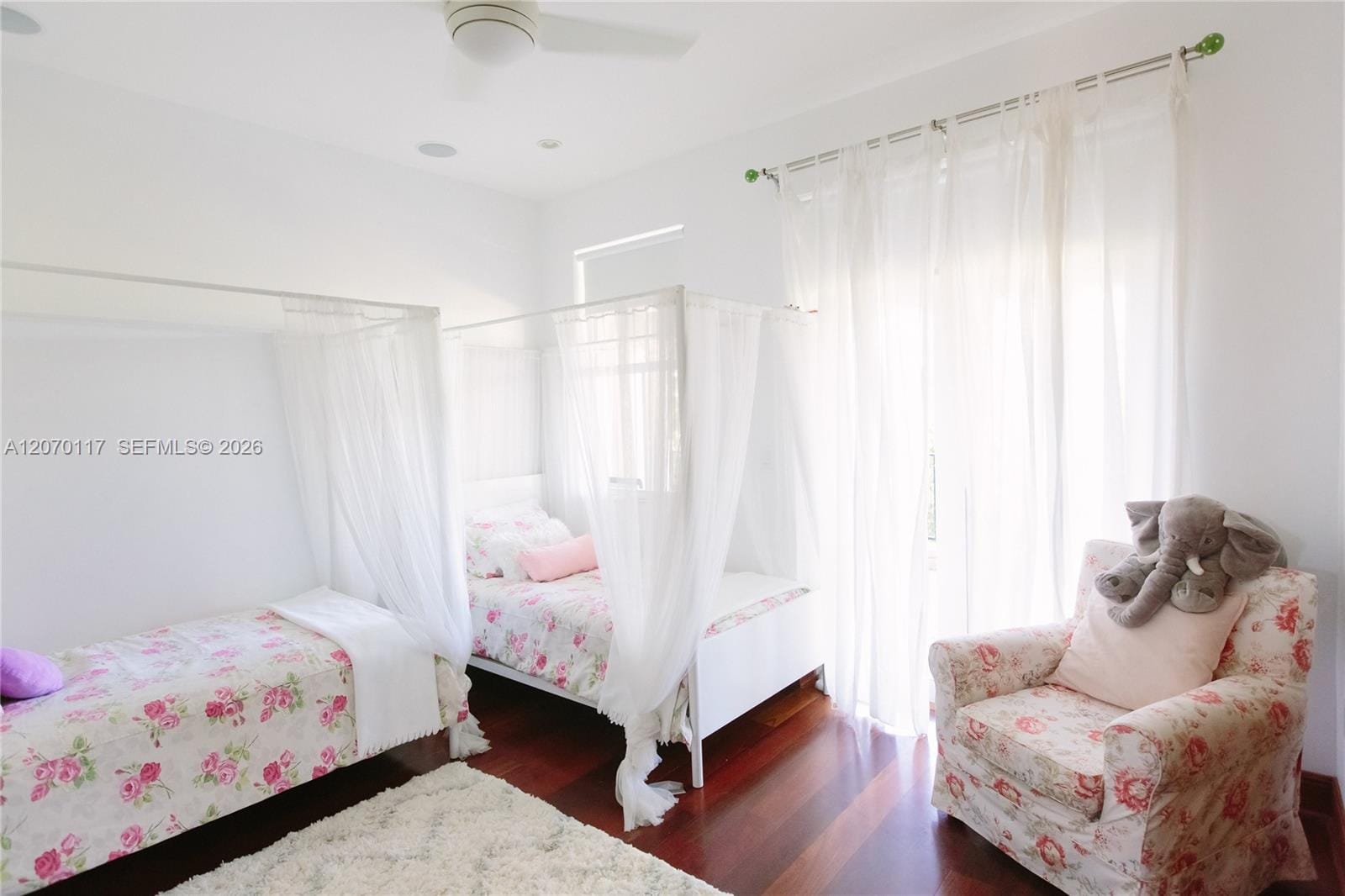 335 W Enid Drive, Key Biscayne, FL 33149 photo 23