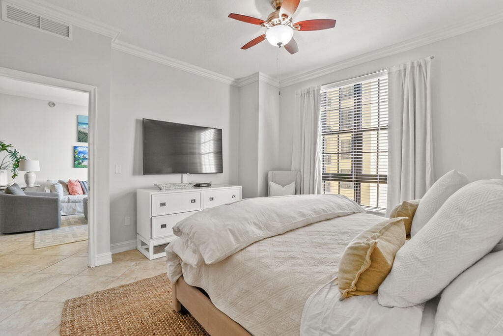 701 S Olive Avenue 1003 — photo 5