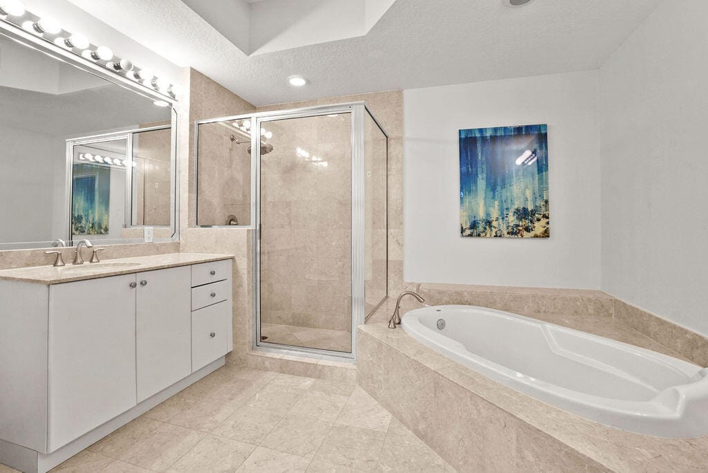 701 S Olive Avenue 1003 — photo 6