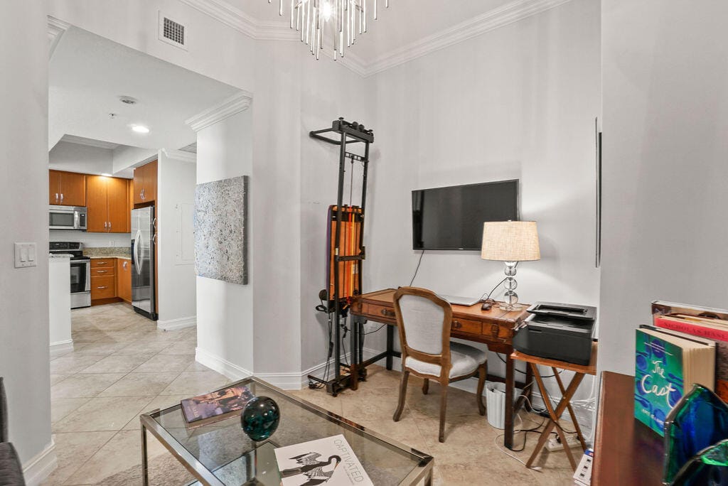 701 S Olive Avenue 1003 — photo 9