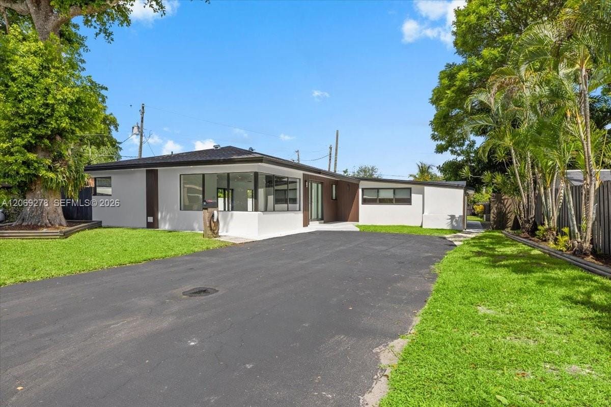 406 Lawn Acres Court, Hollywood, FL 33023