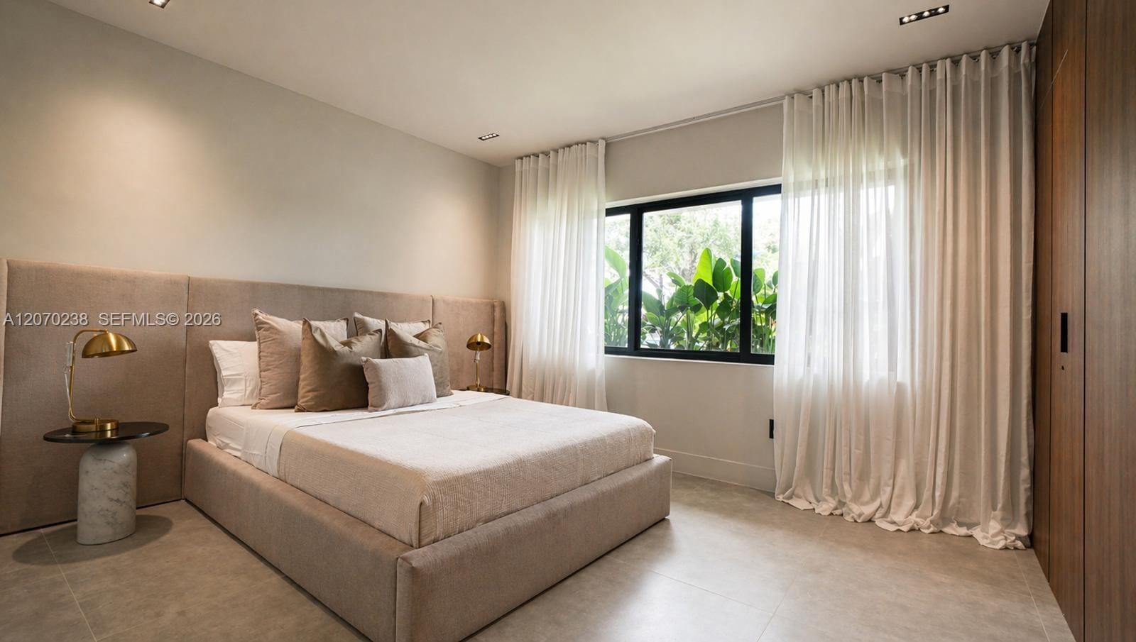 2110 NE 191st Drive, North Miami Beach, FL 33179 photo 14