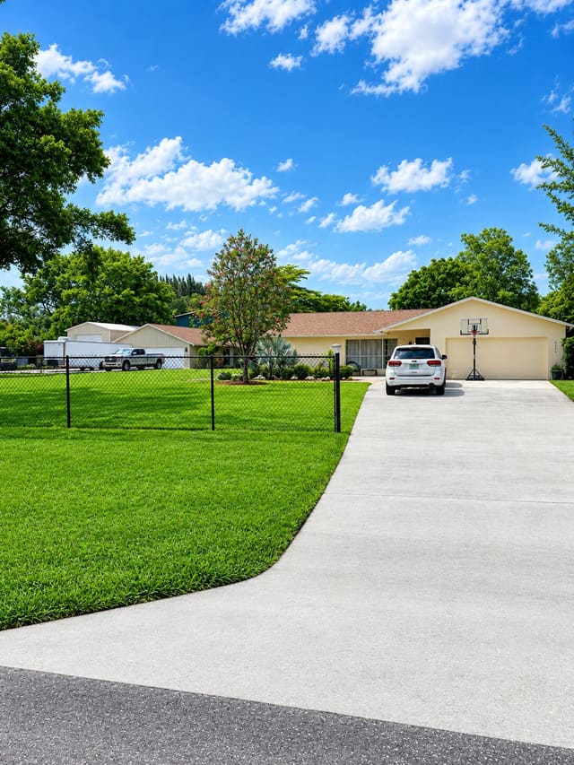 8645 PINTO Drive, sold in Palm Beach Ranchettes, Lake Worth, FL