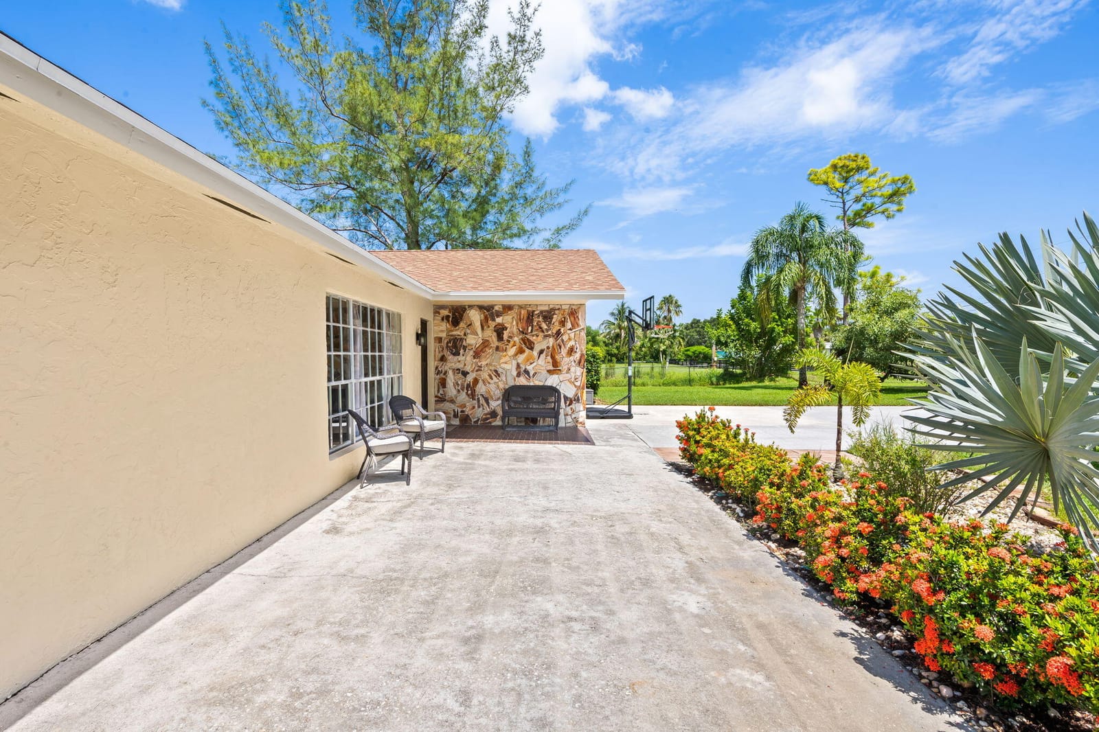 8645 PINTO Drive, Lake Worth, FL 33467 photo 18