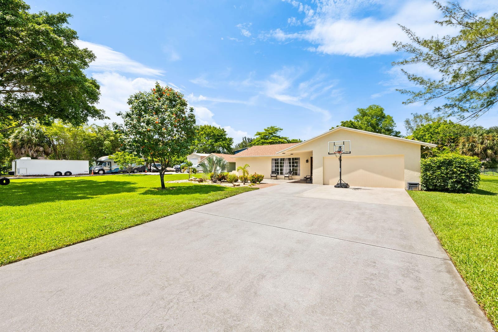 8645 PINTO Drive, Lake Worth, FL 33467 photo 4