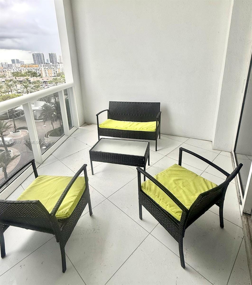 18201 Collins Avenue 908 — photo 2