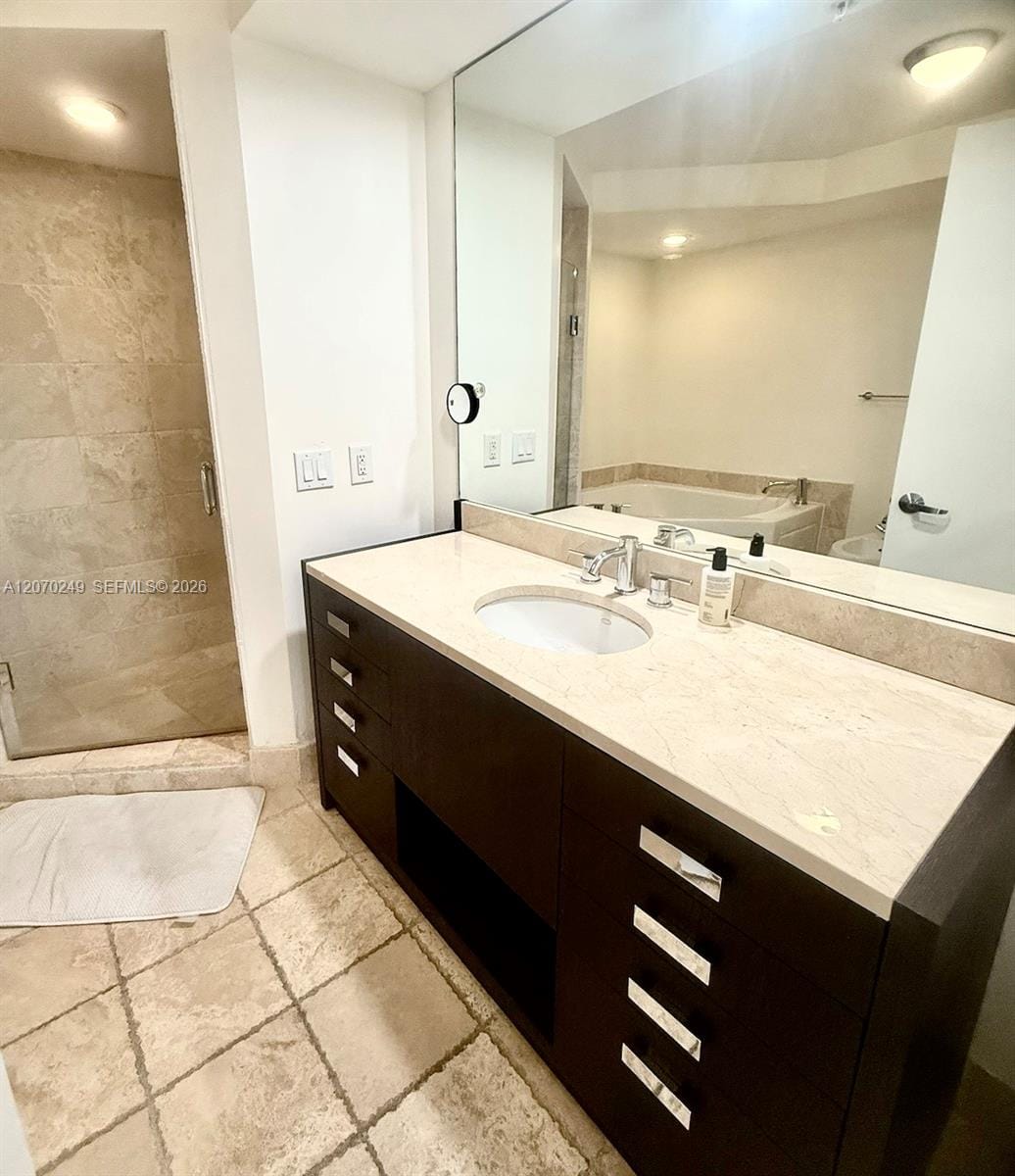 18201 Collins Avenue 908 — photo 4