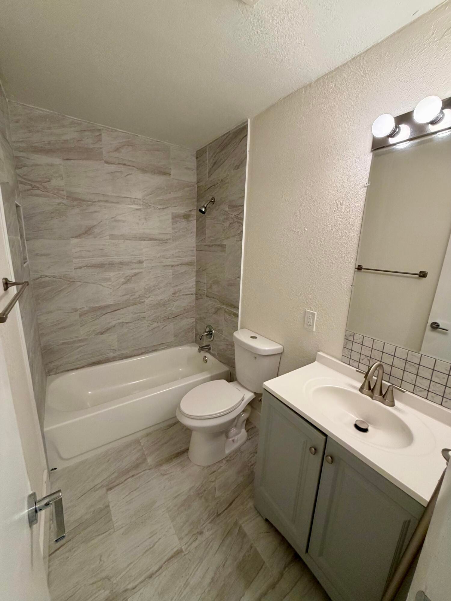 2851 NW 11TH Place 1-3, Fort Lauderdale, FL 33311
