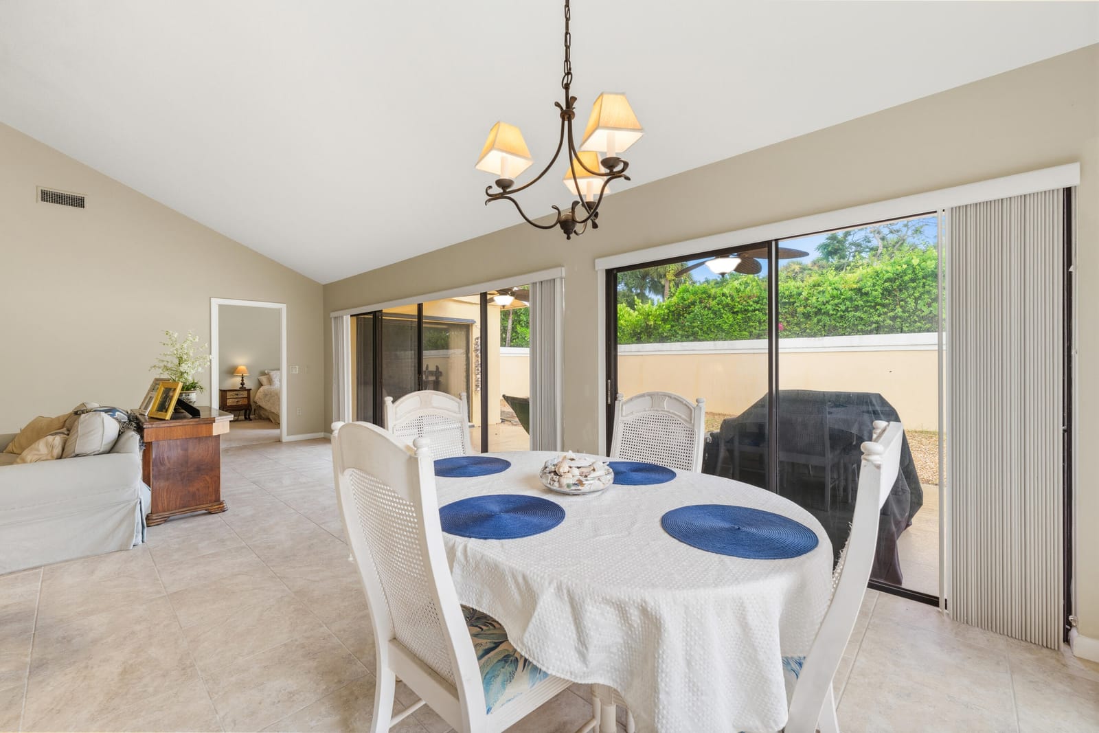 125 Beach Summit Court, Jupiter, FL 33477 photo 11