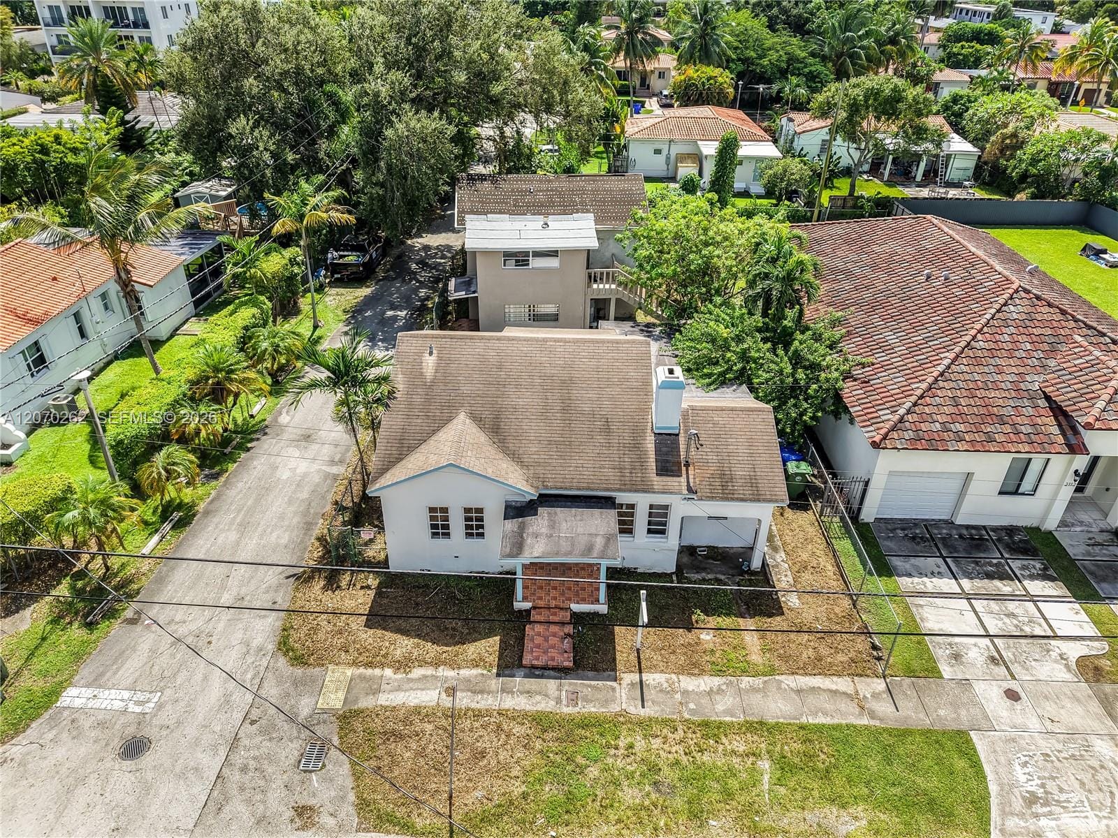 2100 SW 25th Street, Miami, FL 33133