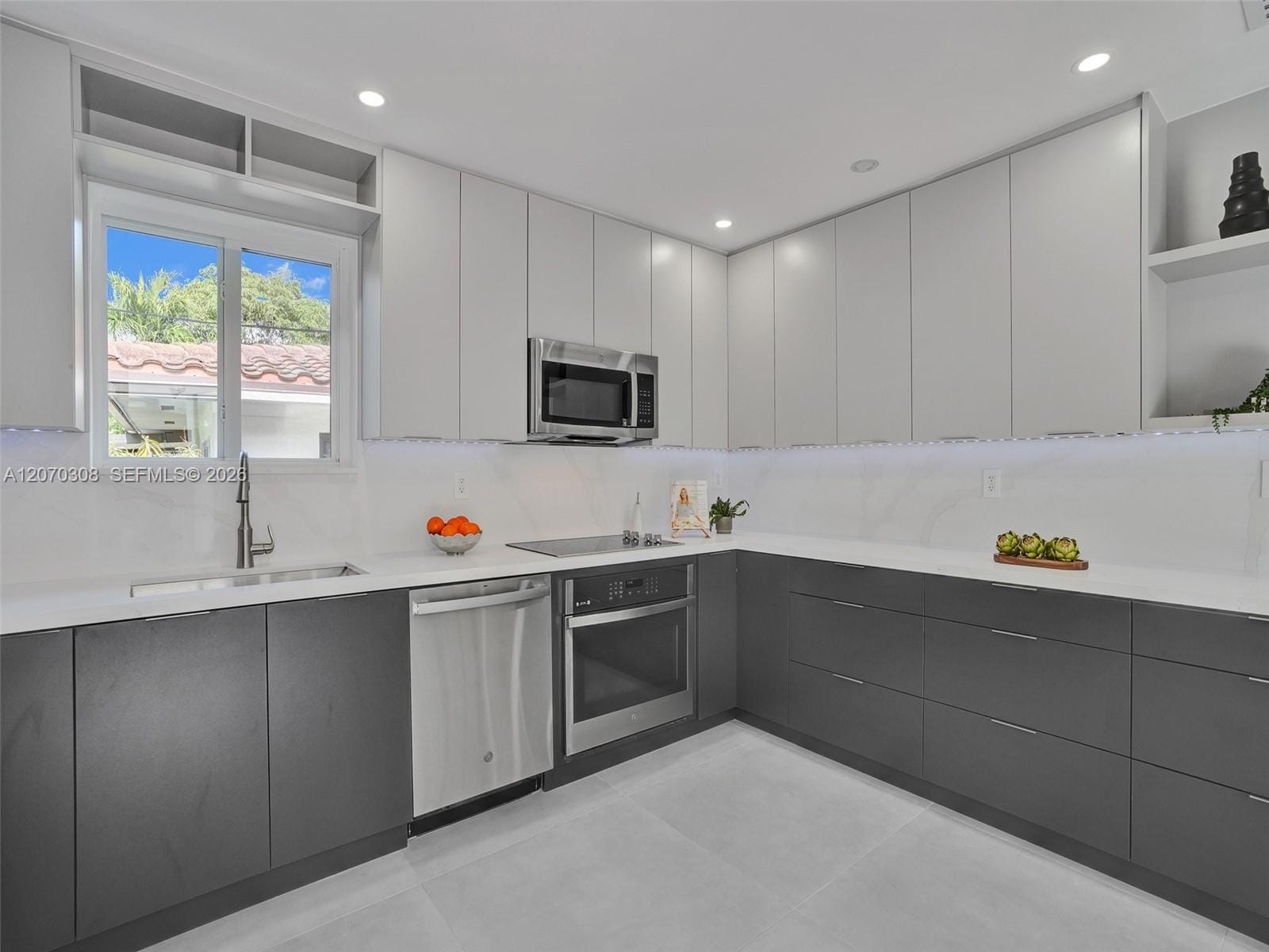 2380 NE 184th Terrace, North Miami Beach, FL 33160 photo 20