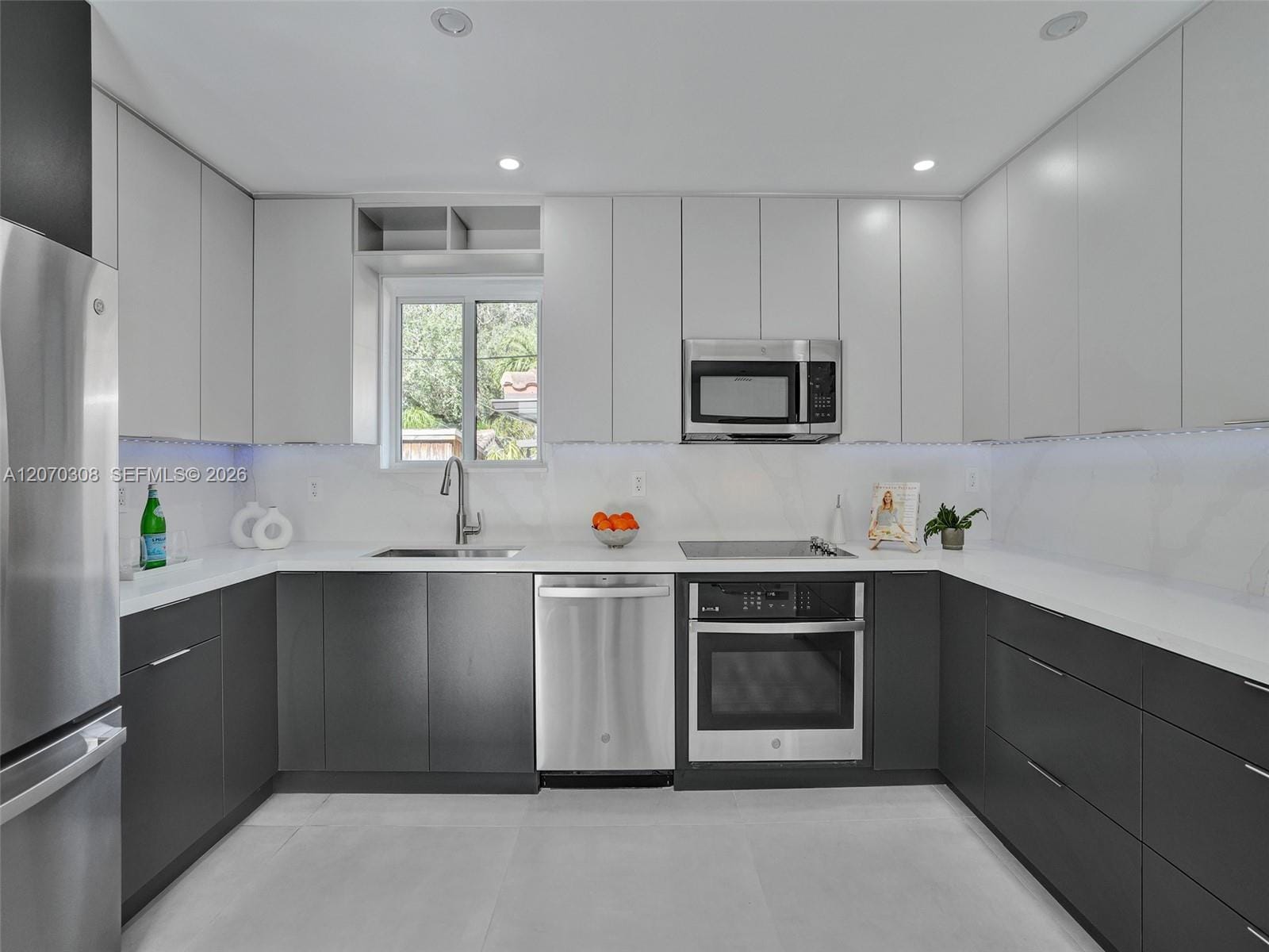 2380 NE 184th Terrace, North Miami Beach, FL 33160 photo 21