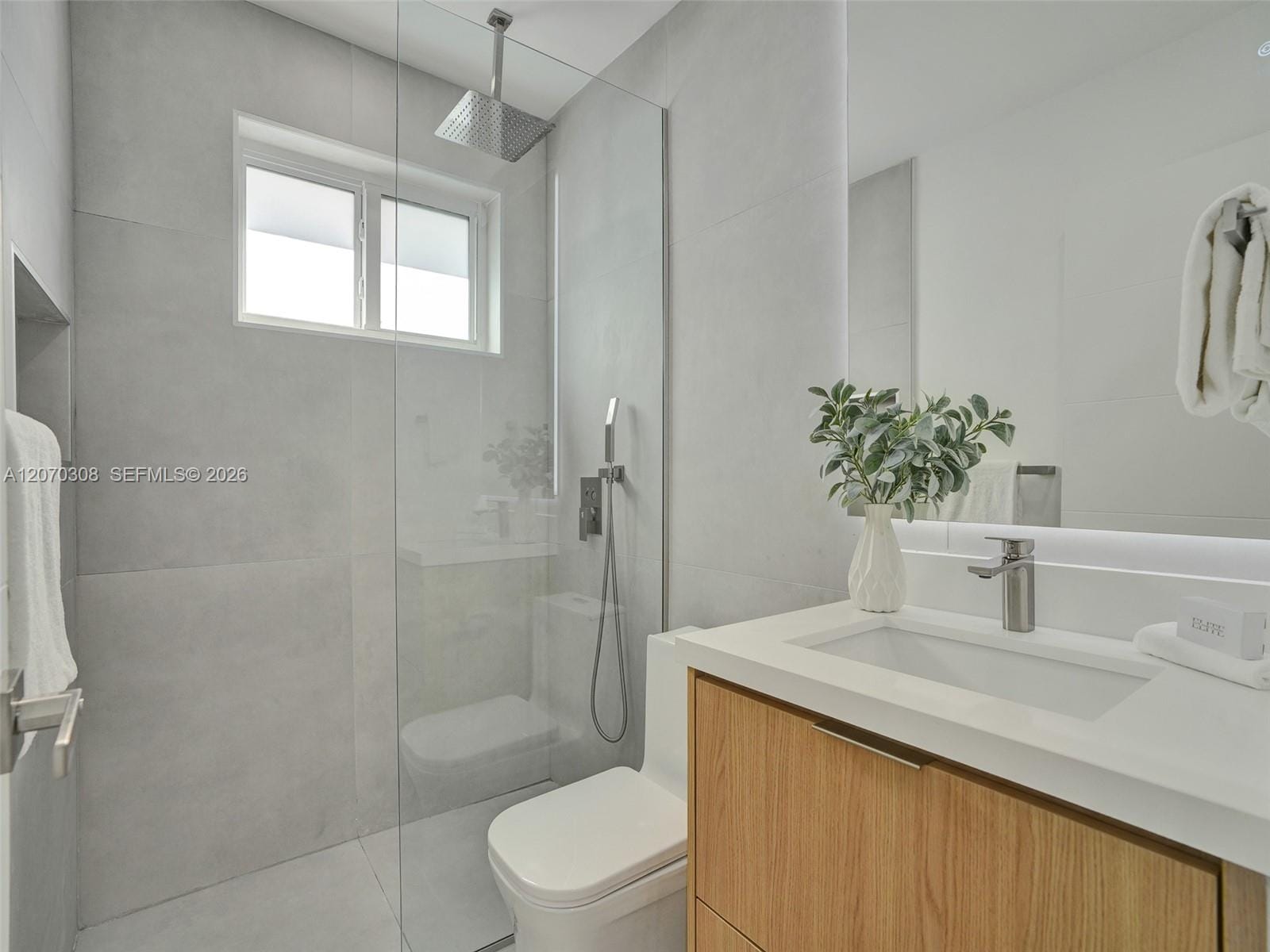 2380 NE 184th Terrace, North Miami Beach, FL 33160 photo 25