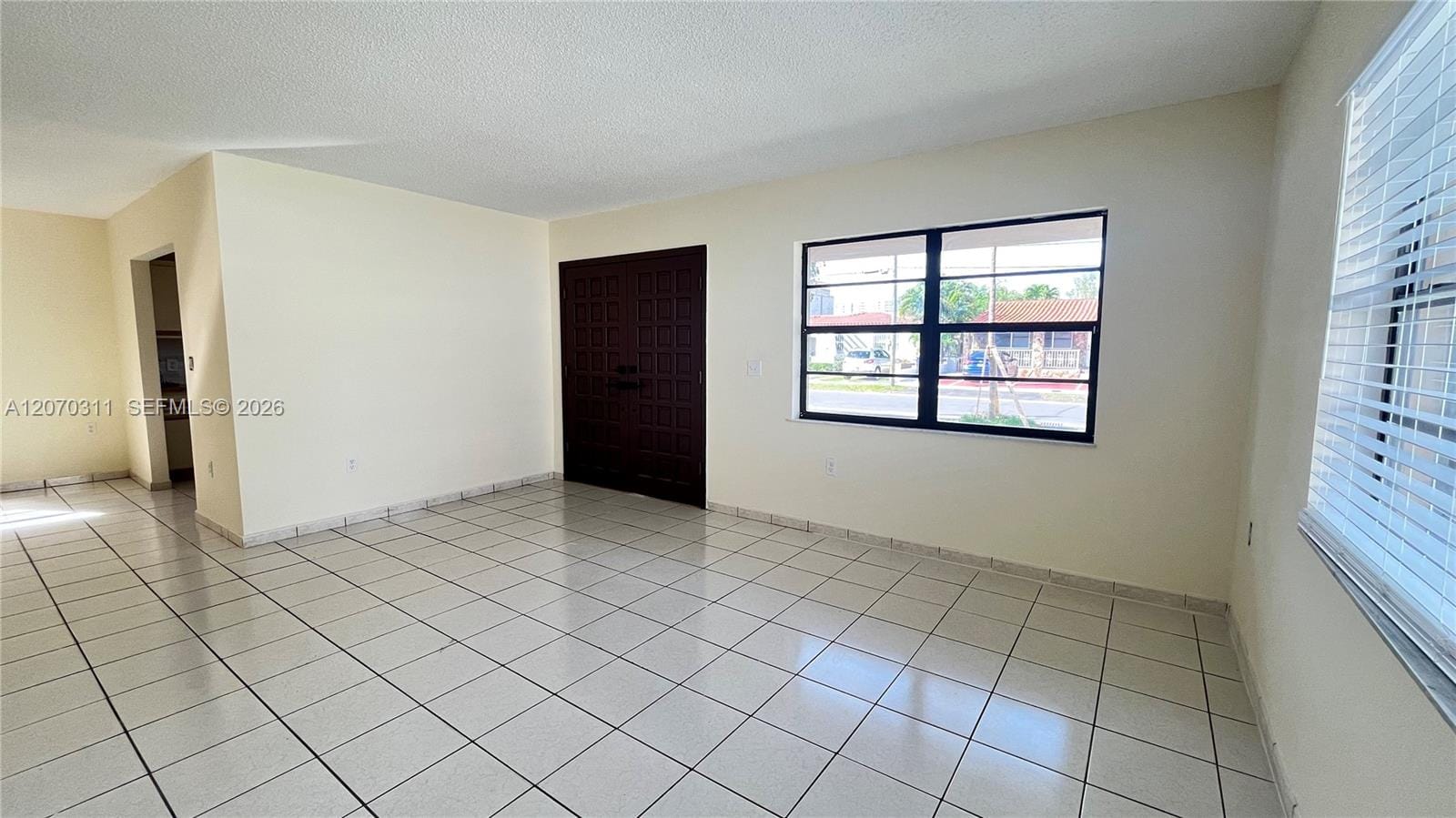2820 SW 25th Street 2820 — photo 4