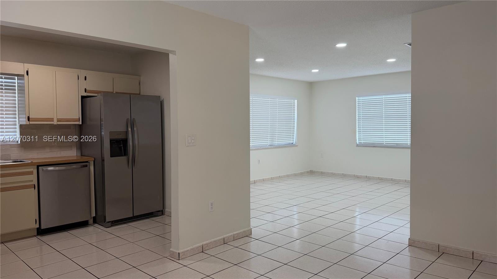 2820 SW 25th Street 2820 — photo 5