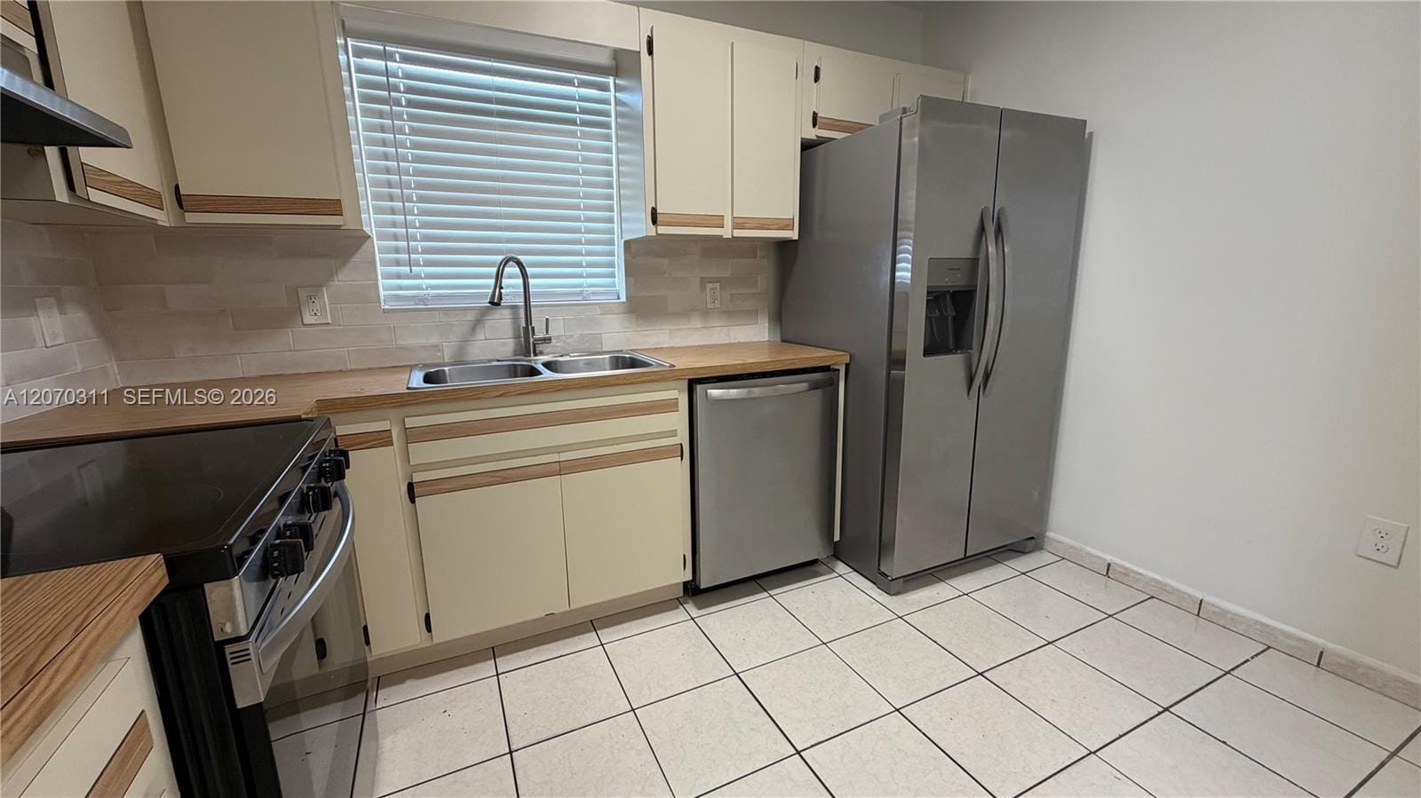 2820 SW 25th Street 2820 — photo 7